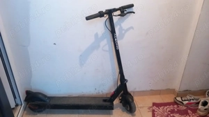 Vând trotineta electrică 