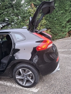 Volvo V40 diesel 2,0,120cp - imagine 3