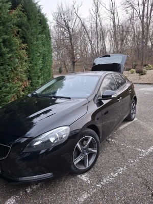 Volvo V40 diesel 2,0,120cp - imagine 6