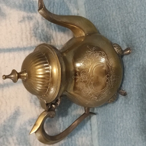 Ceainic vintage din bronz 