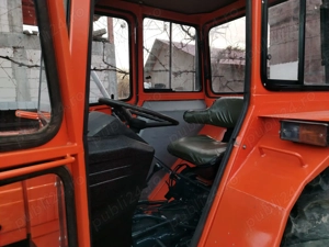 Vând tractor UTB DT 640 - imagine 2