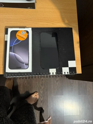 vand  iohone  16 pro max