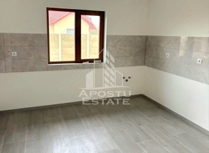 Casa 4 camere, Sanmihaiu German - imagine 8