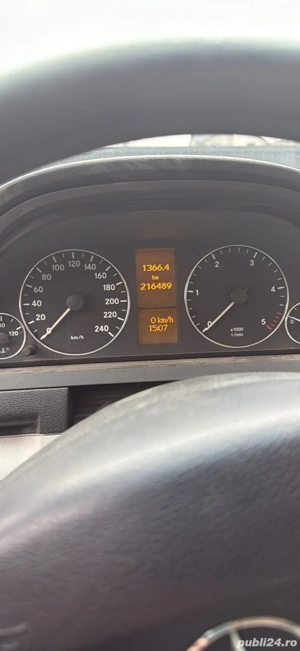 Mercedes A180 - imagine 8