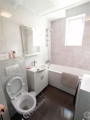 Apartament 3 camere balcon parcare zona Calea Cisnadiei - imagine 10