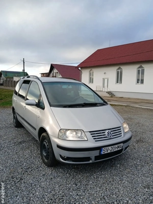 vând Volkswagen sharan 1.9 tdi 116 cp anul 2002 bine întreținut 
