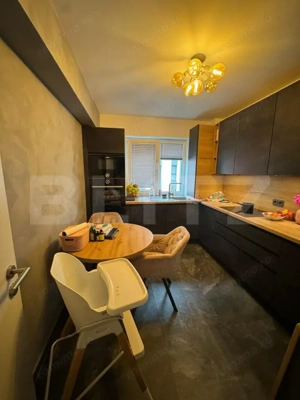 Apartament modern cu 3 camere, zonă premium –Tractorul - imagine 2
