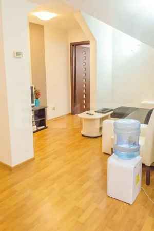 Apartament de 3 camere, semidecomandat, cu parcare subterană, în Zorilor - imagine 3
