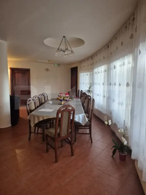 Casa de vanzare in Corunca, ideala pentru 2 familii sau pensiune - imagine 8