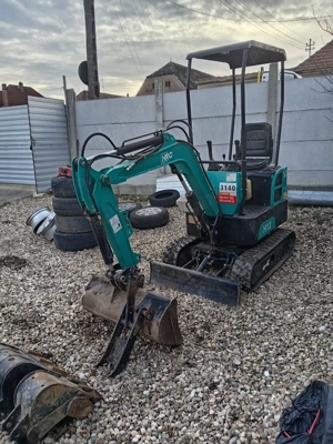 Miniexcavatoare 1000 kg - 1300 kg NOI
