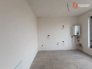 Casa insiruita cu 3 camere,  90 mp utili si teren de 300 mp, zona Giroc  - imagine 7