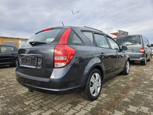 Vând Kia Ceed SW 1.6 diesel (CRDI), an 2011, Euro 5, 228.000 km, istoric la zi, etc; - imagine 3