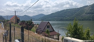 Vand Urgent!-teren (2 parcele) la Dunare Svinita 