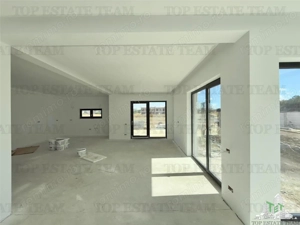 Vila premium cu garaj si piscina in Tunari - imagine 6