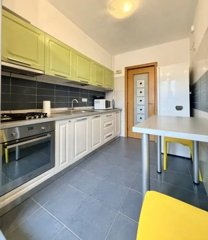 Apartament de inchiriat in Piata Unirii, cu vedere frumoasa si metrou la 2 min  - imagine 7