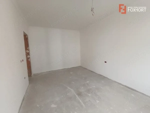 Casa insiruita cu 3 camere si teren de 200 mp, Parter + Etaj, zona Giroc - imagine 4