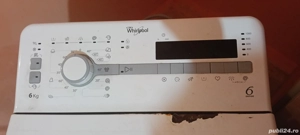 vînd mașina de spălat Whirlpool 