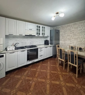 Apartament spațios, 2 dormitoare deco, cu balcon, zona Elite - imagine 2