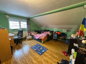 Casa cu 5 camere 300 mp in Hunedoara - imagine 11