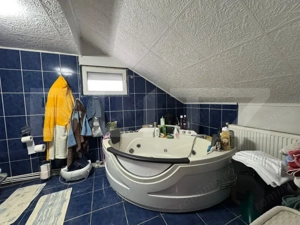 Casa cu 5 camere 300 mp in Hunedoara - imagine 17