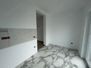 Finisat la cheie. Acces asfaltat. Bucatarie inchisa  - imagine 11