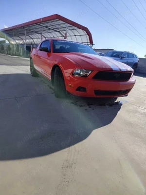 Ford Mustang 2012 3.7L Posibilitate finantare - imagine 2