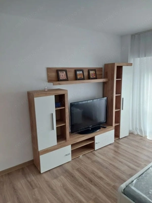 Vanzare Garsoniera 42 mp 3 Minute Mall Vitan Complet Renovata - imagine 4