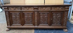 Servanta Vintage Stil Neo Baroc cu elemente sculptate; Bufet; Comoda