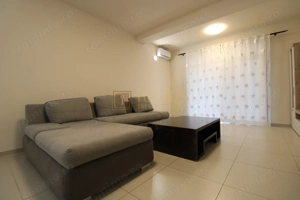 Casa Giroc, 4 camere, 2 bai, curte interioara. - imagine 2