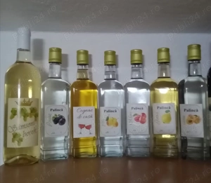 Vând vin alb natural de casă