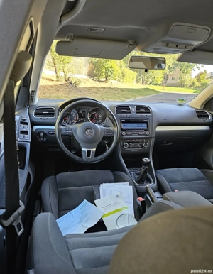 VW Golf 6 1.4TSI HIGHLINE ÎncălzireScaune DubluClima SenzoriParcare PilotAuto Euro5  - imagine 17