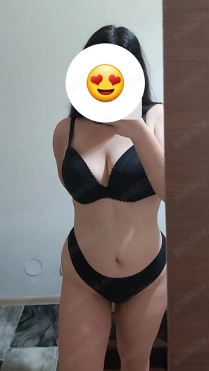 Reala și fără grabă...pupicii 