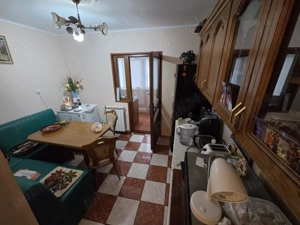 Apartament --3 camere -podgoriilor etajul 2 - imagine 4