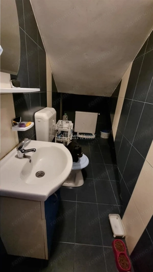 3 camere in vila si curte individuala - imagine 8