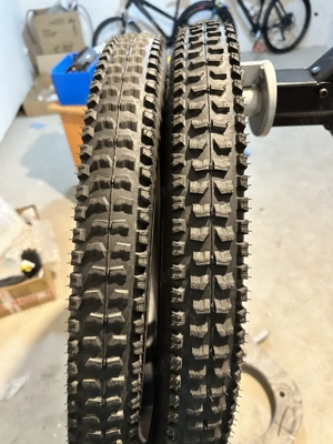 Vand anvelope Continental Der Kaiser 29