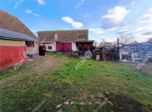 Casa cu 4 camere si 1650 mp teren la doar 30 km distanta de Sibiu - imagine 14