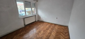 Apartament 3 Camere De Vanzare, Str Victor Babes, Zona Cornisa - imagine 3