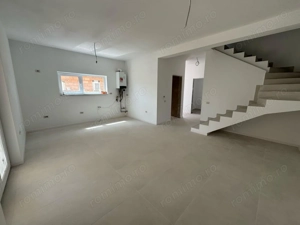 Duplex 4 camere, toate utilitatile la asfalt - imagine 3