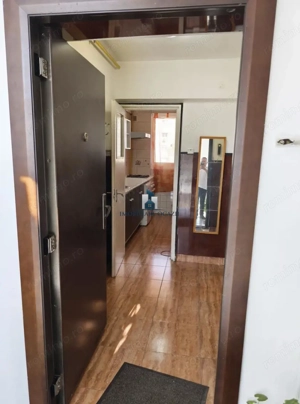 Vanzare Apartament 2 Camere Semidecomandat Piata Sudului