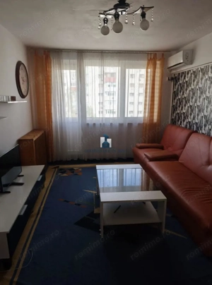 Vanzare Apartament 2 Camere Semidecomandat Piata Sudului - imagine 5