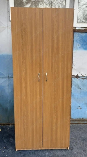 Sifonier cu 2 usi si bara de umerase; Dulap cu raft