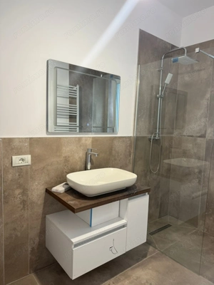 Apartament cu 2 camere POD PE TOATA SUPRAFATA la cateva minute de hotel IQ Braytim Giroc - imagine 6