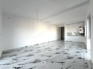 Apartament cu 2 camere, 38 mp, etaj 3 - Esso Giroc - imagine 3