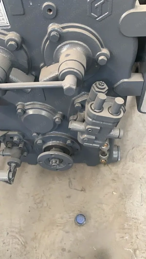 Convertizor hidraulic încărcător frontal - imagine 2