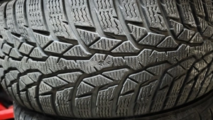 Vand anvelope iarna Nokian 215 60 R16 DOT 2020