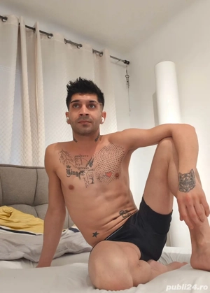      Escorta versatil nou în oraș.   ,fac si web-show pentru cei interesati