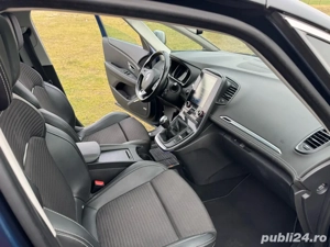 renault scenic  - imagine 3