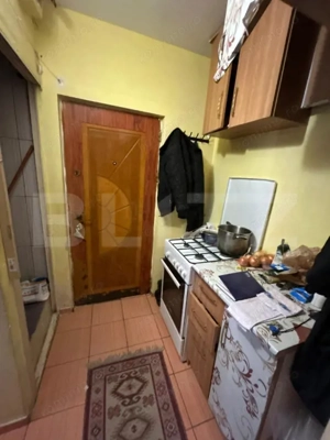 Garsoniera, 16 mp, zona Nicolina - imagine 4