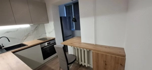 De inchiriat apartament 3 camere in zona de Centru - imagine 6