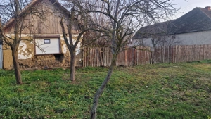 Casă  veche demolabila  de vânzare  - imagine 4